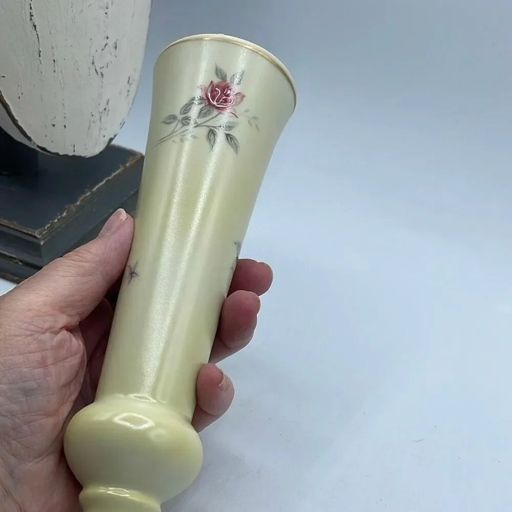 Vintage ceramic Norfolk hand painted rose bud vase.